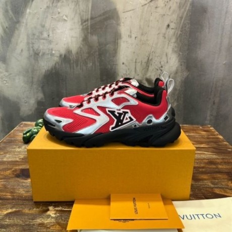 louis-vuitton-runner-tatic-sneaker-replica-big-0