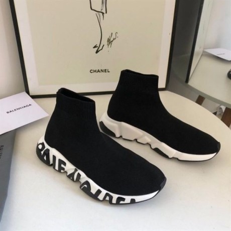 balenciaga-speed-graffiti-recycled-knit-trainers-replica-big-1