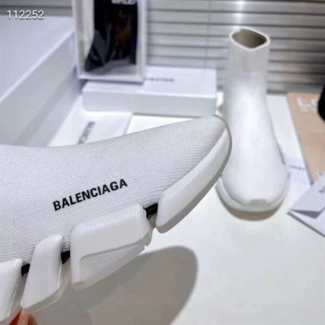 balenciaga-speed-20-clear-sole-recycled-knit-trainers-replica-big-1