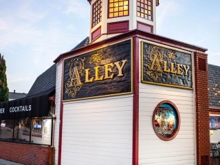 Bottomless Mimosas in Newport Beach The Alley Restaurant & Bar