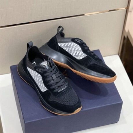 dior-b25-runner-sneaker-big-1