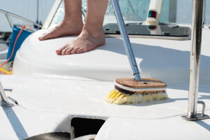 expert-boat-cleaning-services-in-orange-county-sparkling-results-guaranteed-big-0