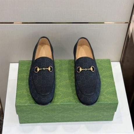 gucci-jordaan-gg-loafer-big-1