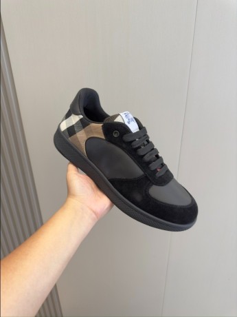 burberry-suede-and-house-check-black-sneaker-reps-big-1