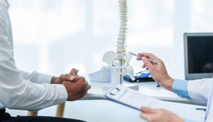 Minimally Invasive Spine Surgery in Mumbai – Dr Keval Shukla