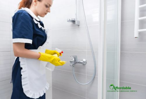 Deep Bathroom Cleaning Experts – Affordable & Reliable