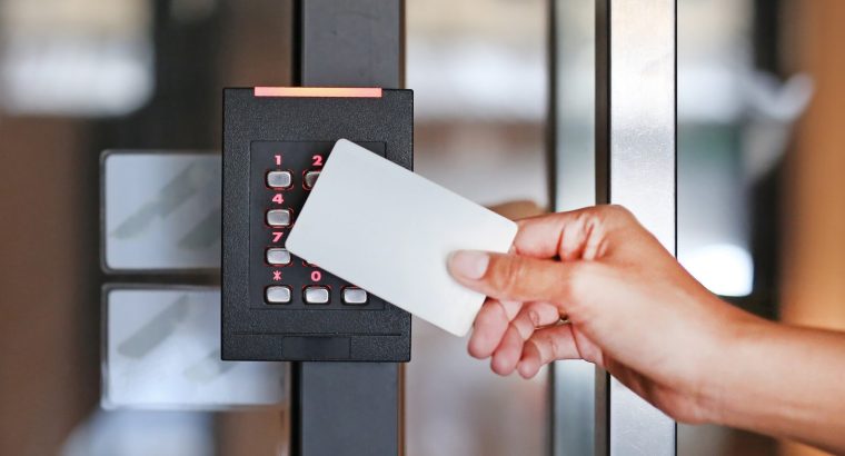 Commercial***Access***Control & Visitor***Management..