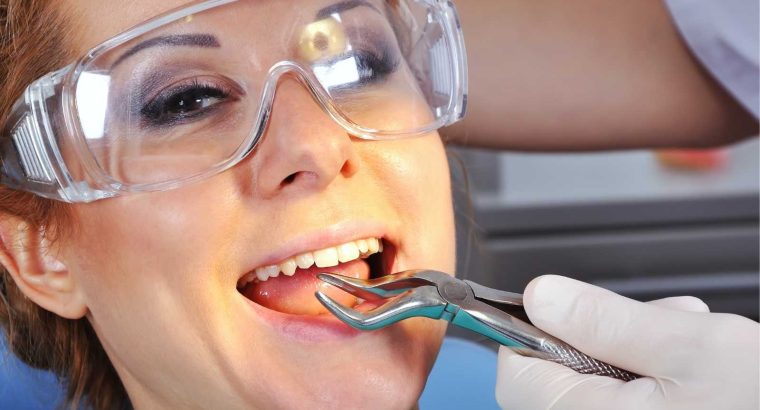 Does***the***cheapest***tooth***extraction***in***Dubai***include***follow-up***care?