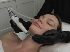 How***Does***HydraFacial***Work***on***Combination***Skin***Types?