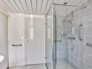 Frameless***Hinged***Shower***Doors & Panels***for***a***Sleek***Bathroom***Look