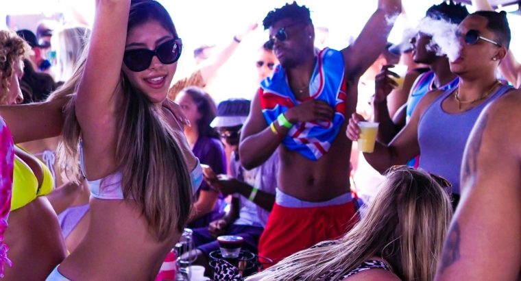 Best***Miami***Booze***Cruise | Fun***Party***Boat***with***Drinks