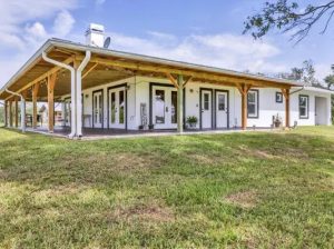 Buy***Luxury***Homes***for***Sale***in***Comfort***TX | Expert***Real***Estate***Agent