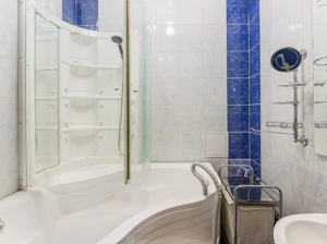 Custom***Tempered***Shower***Glass***Bathtub***Enclosures***for***Toronto